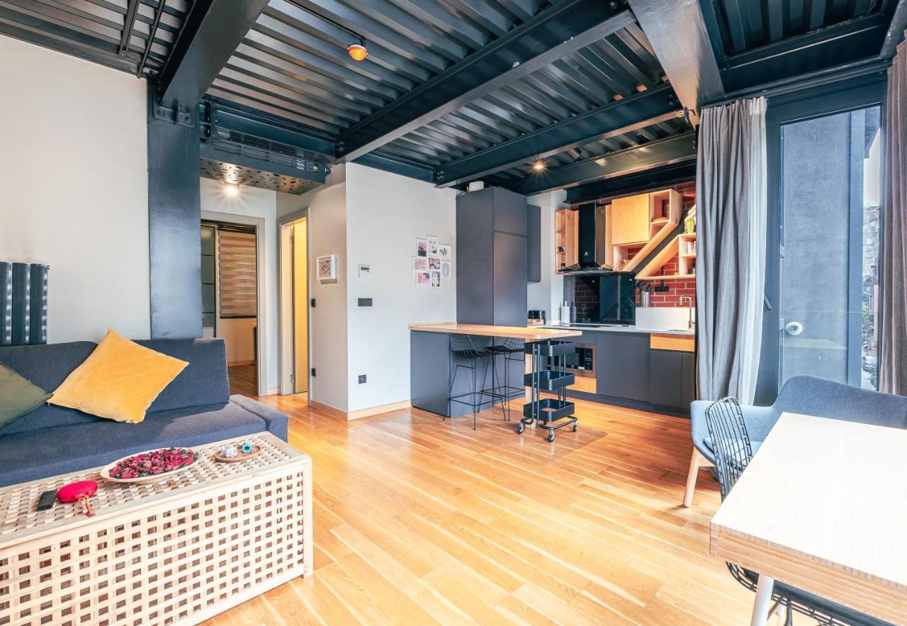 Homie Suites - Loft 27 In The Heart Of Cihangir Istanbul Eksteriør billede